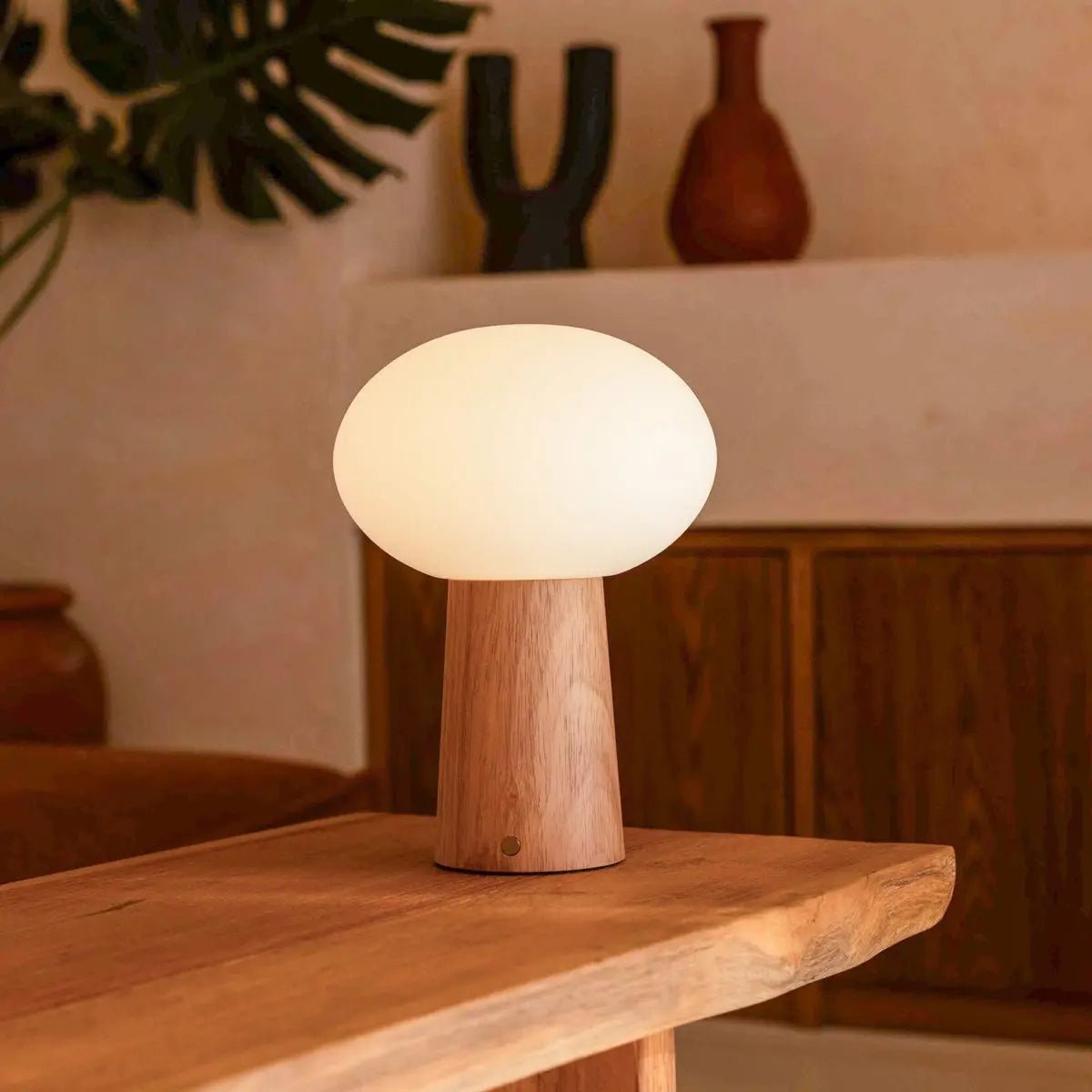 Max Table Lamp