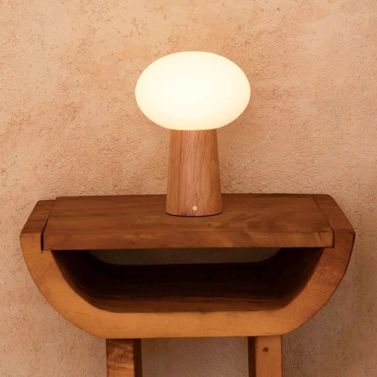 Max Table Lamp
