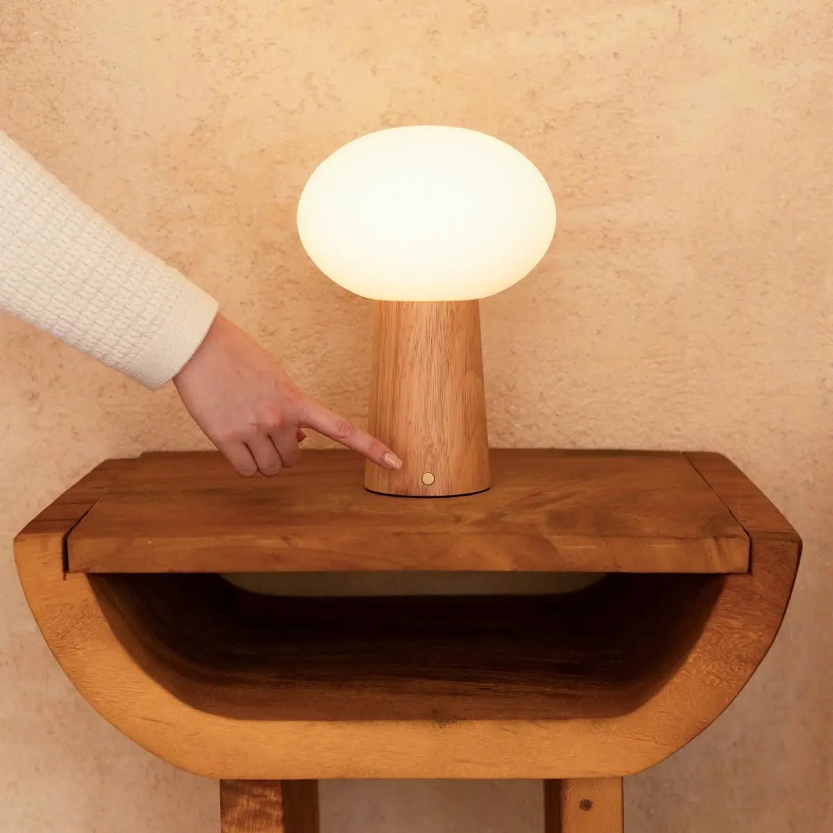Max Table Lamp