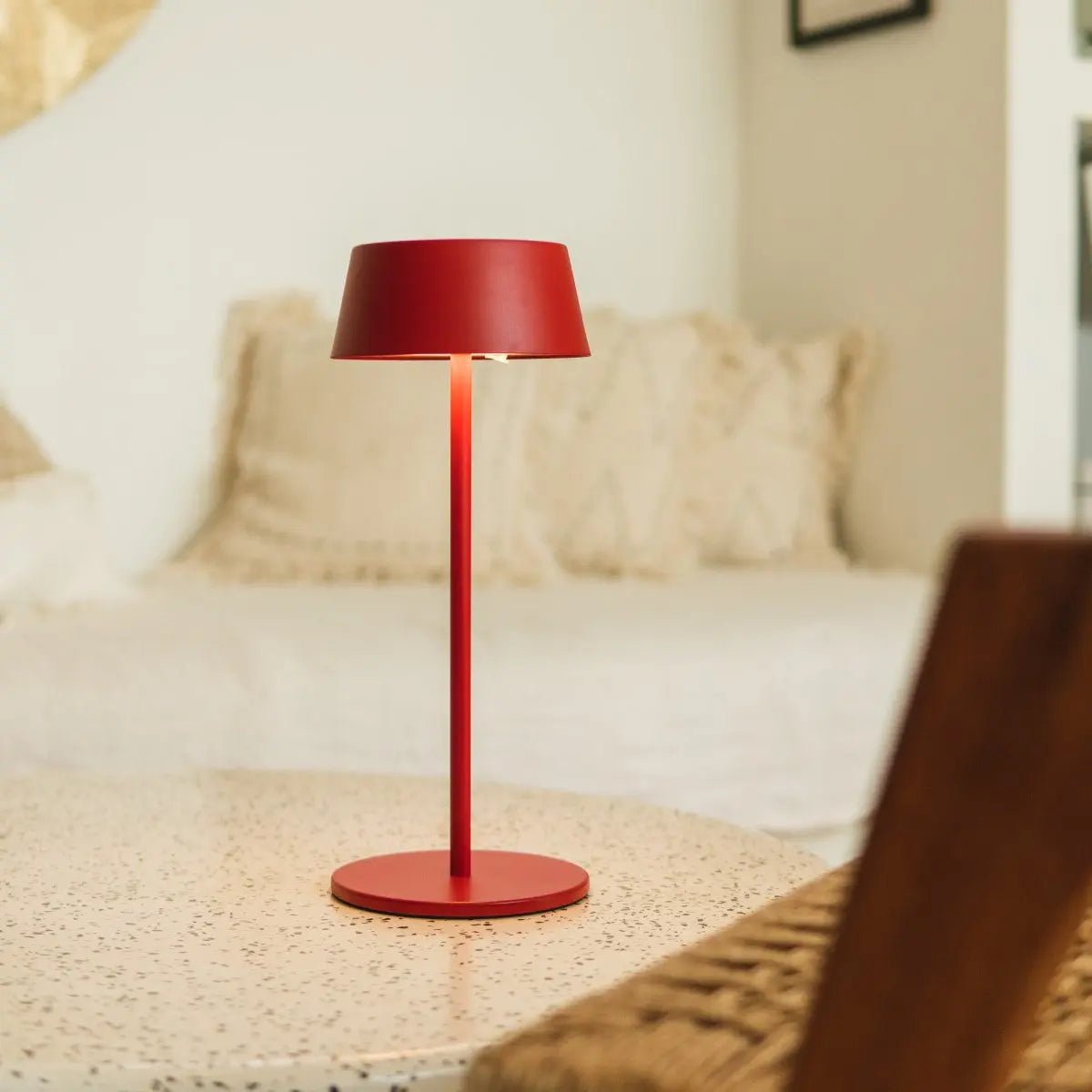 Hugo Berry Table Lamp