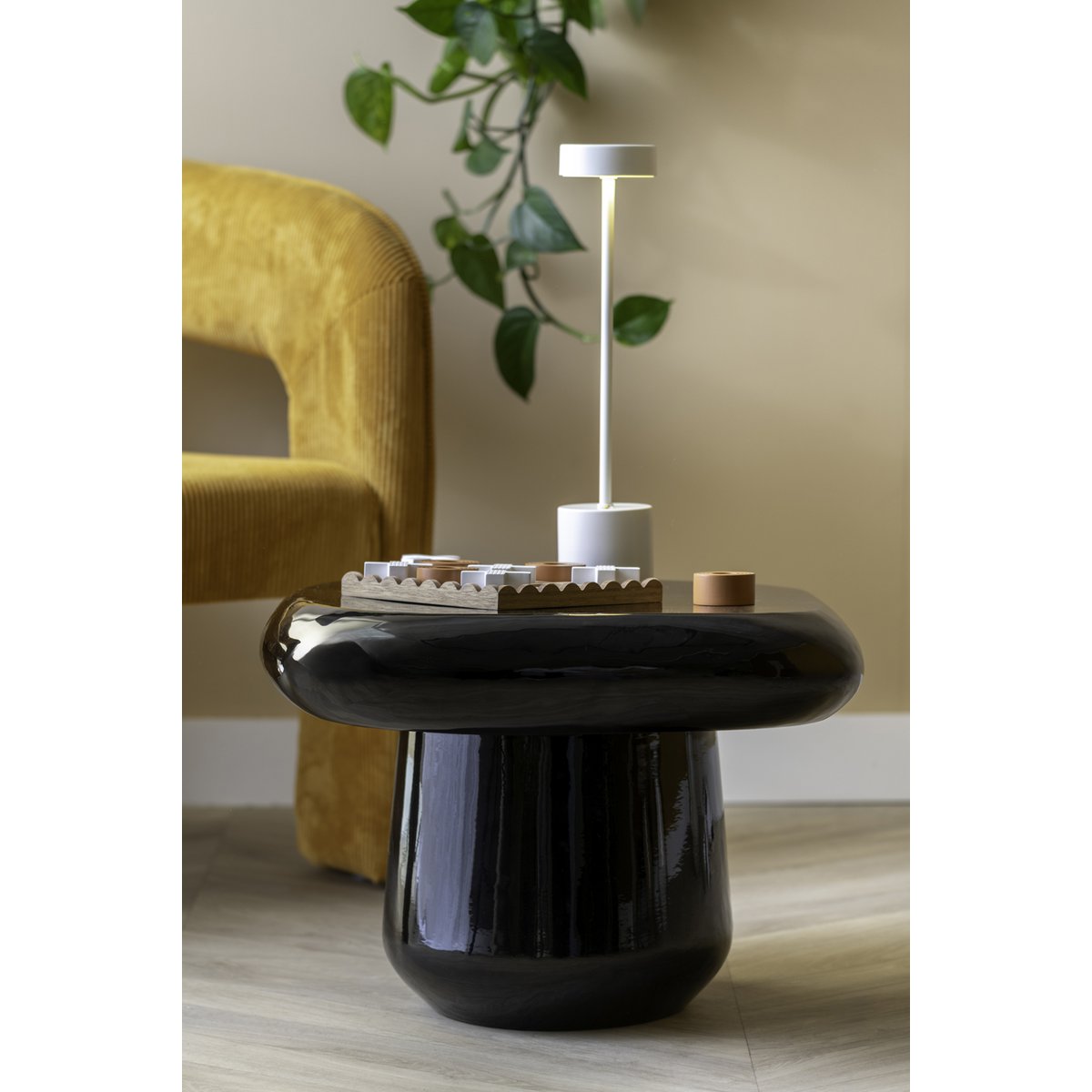 Side Table Roca (Black)