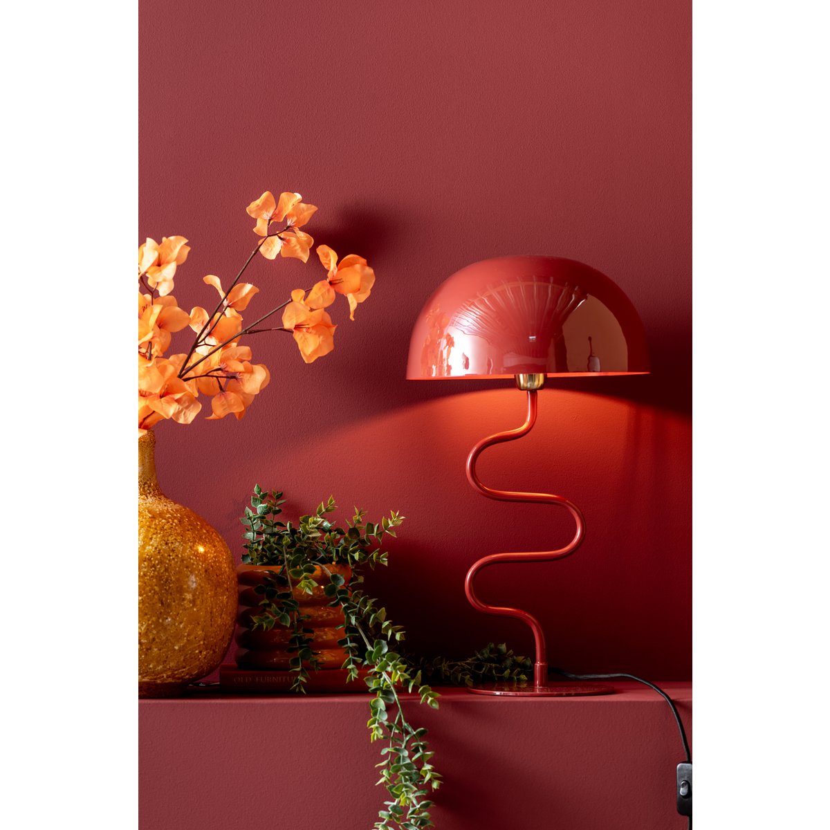 Twist Table Lamp — Red